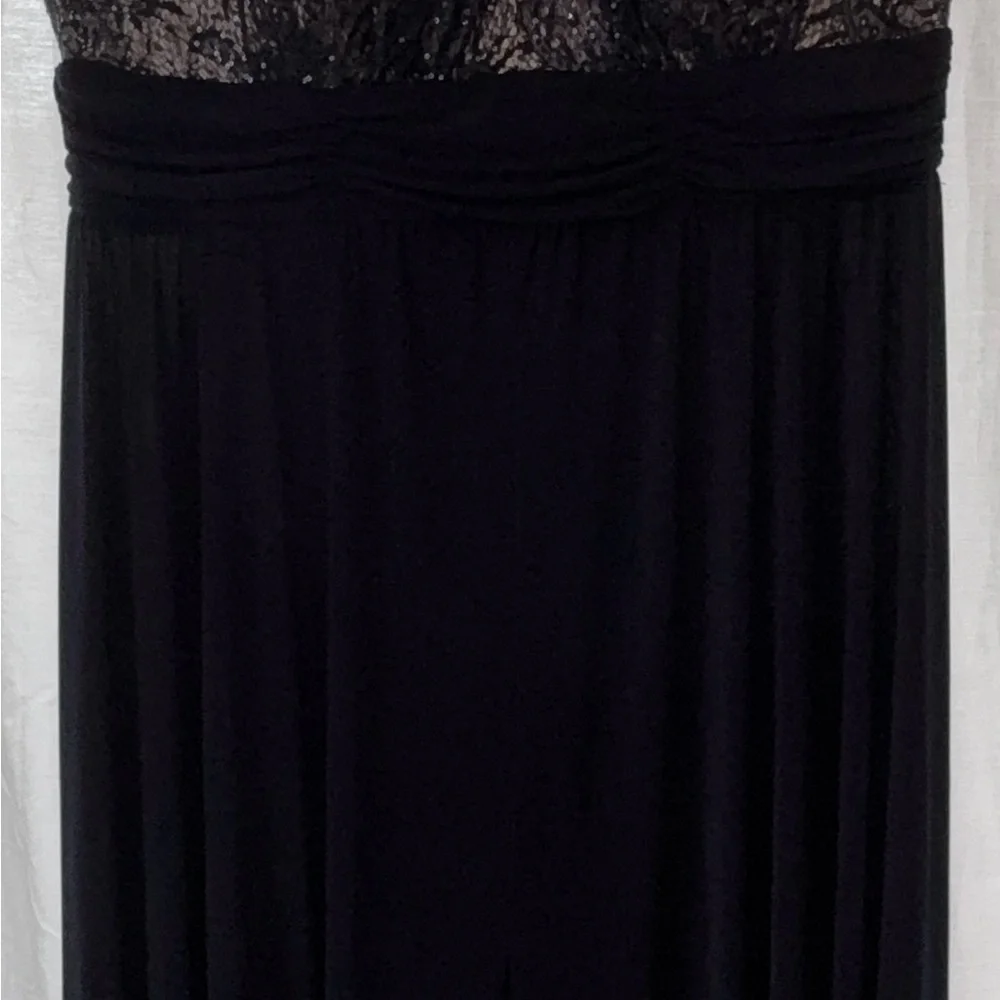 Elegant navy Lace Maxi Dress - Picture 4 of 8